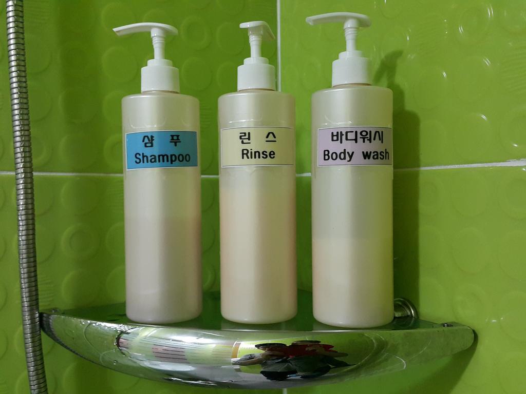 Bluefish Guesthouse Busan Phòng bức ảnh